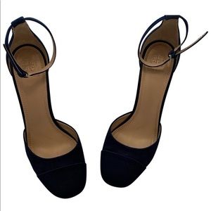 Tory Burch Navy Pump